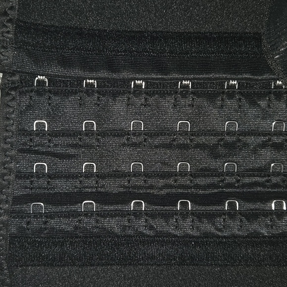 Black Workout Waist Trainer - Picture 2 of 4